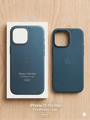 iPhone Fine Wowen Megsafe Case