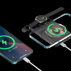 G-Case Almighty Series wireless power bank with a 10,000mAh capacity.