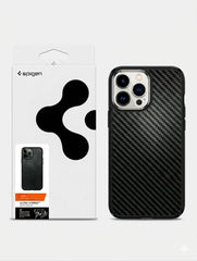 Spigen Mag Armor iPhone Cover
