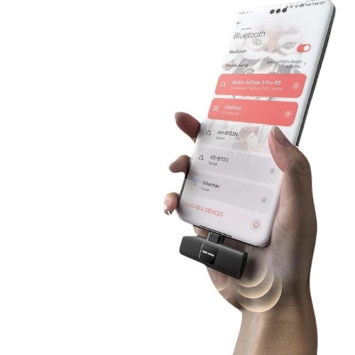 OBtech Ven-Dens VD-MIC011 wireless lavalier microphone plugged into a smartphone showing Bluetooth settings